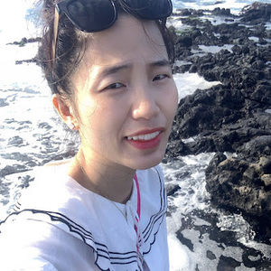 Meet your Posher, Constance